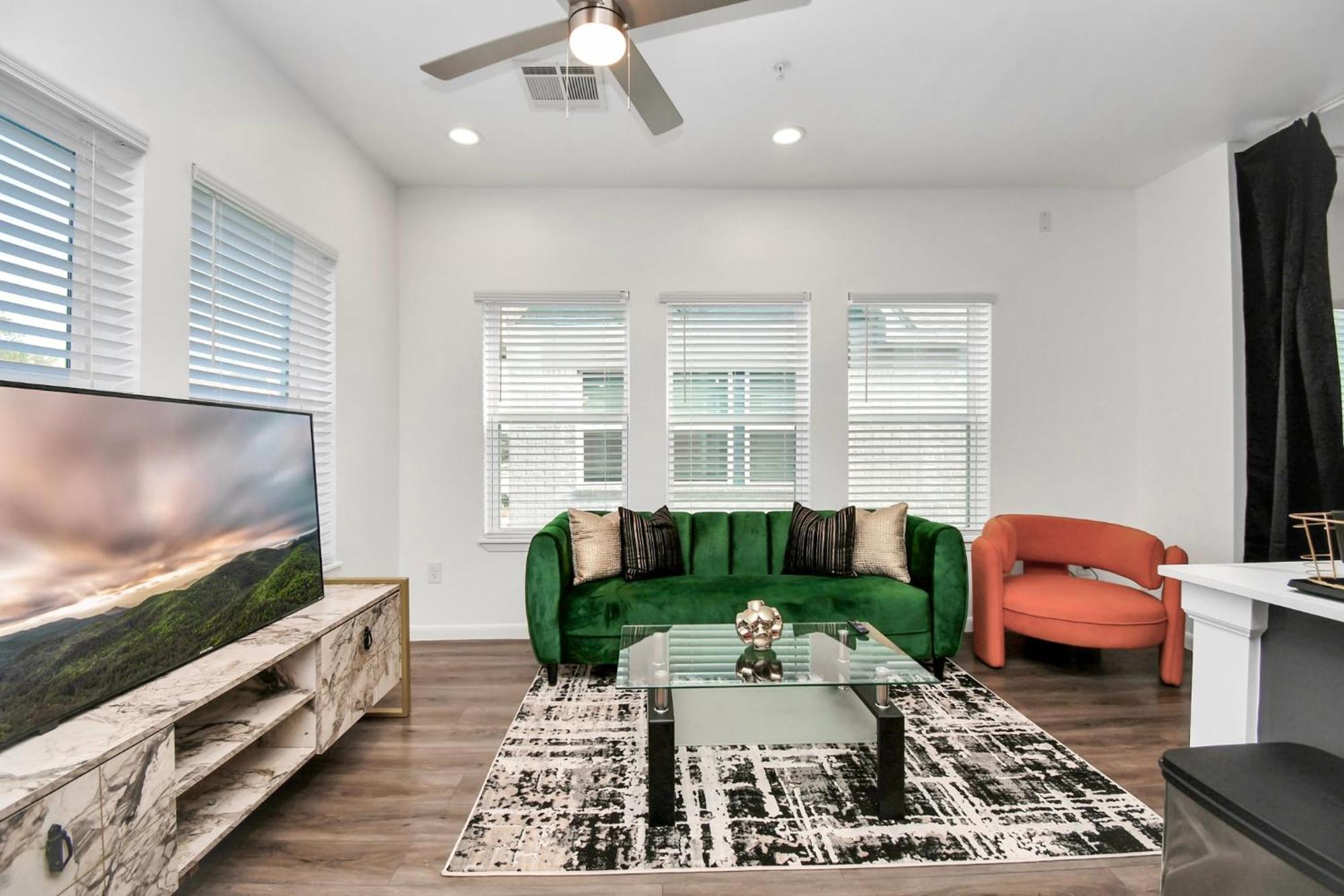 Apartment Serenity - Museum District & Med Center Houston